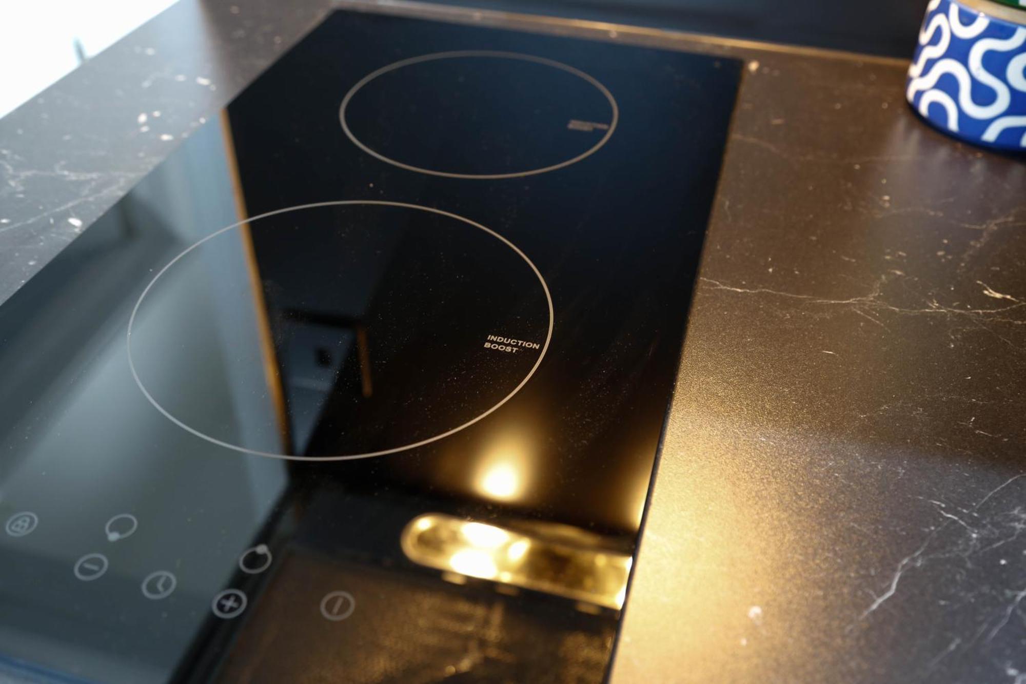 New Luxury Apartments In Central London Next To Shops, Cafes, Bars & Metro Luaran gambar