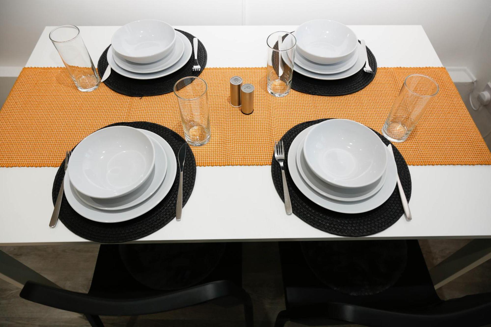 New Luxury Apartments In Central London Next To Shops, Cafes, Bars & Metro Luaran gambar